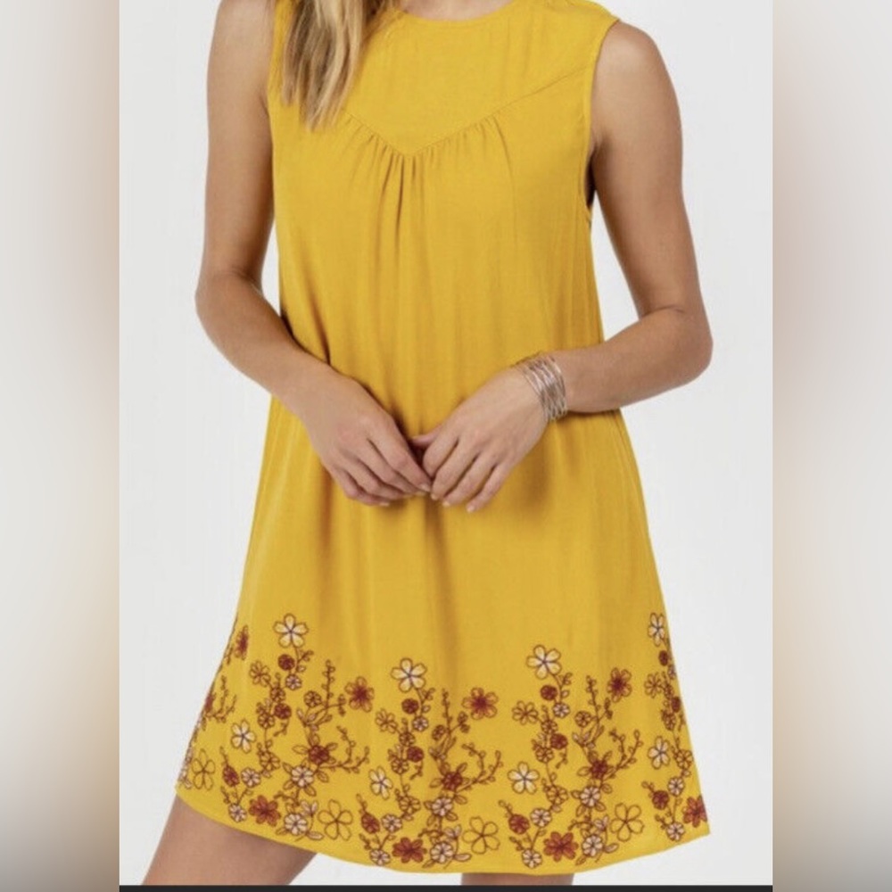 Francesca’s swing dress size Small